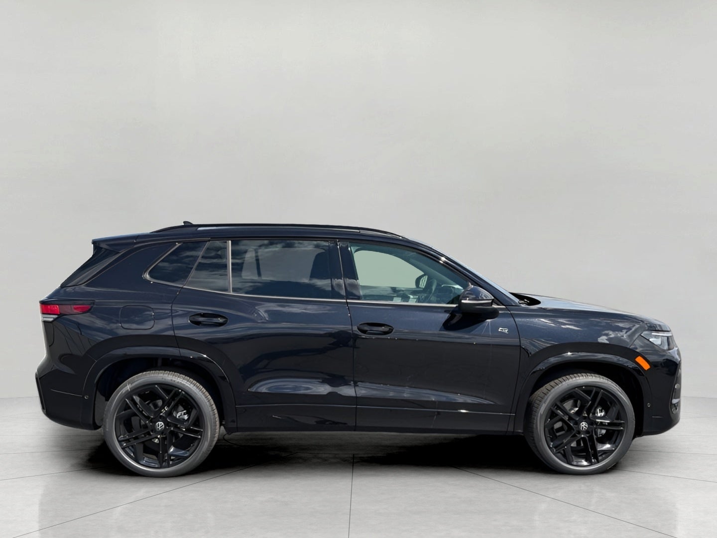 2026 Volkswagen Tiguan SE R-Line Black 4MOTION