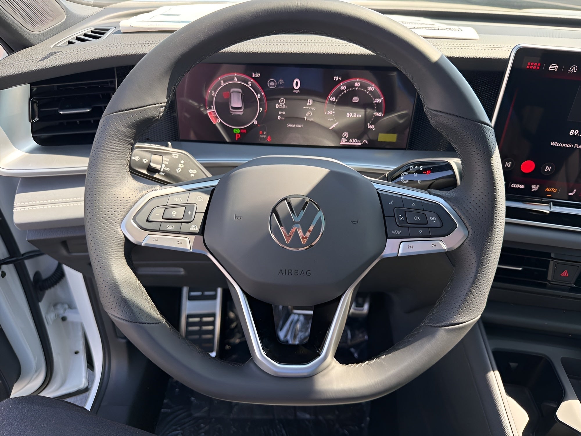 2026 Volkswagen Tiguan SE R-Line Black 4MOTION