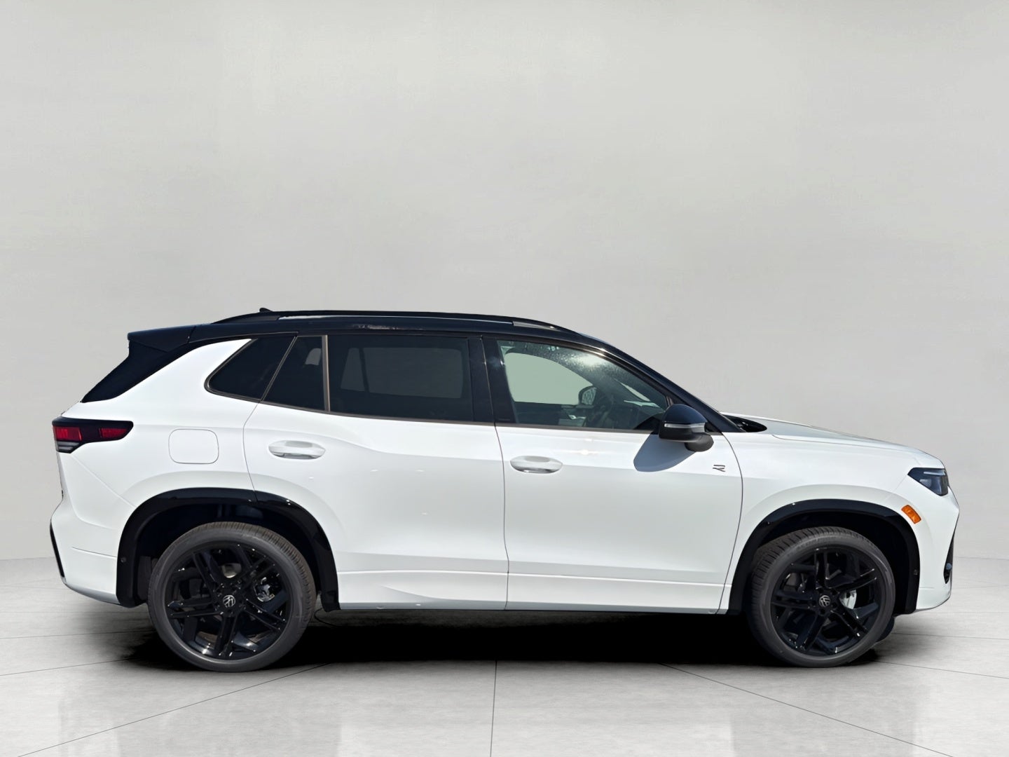 2026 Volkswagen Tiguan SE R-Line Black 4MOTION