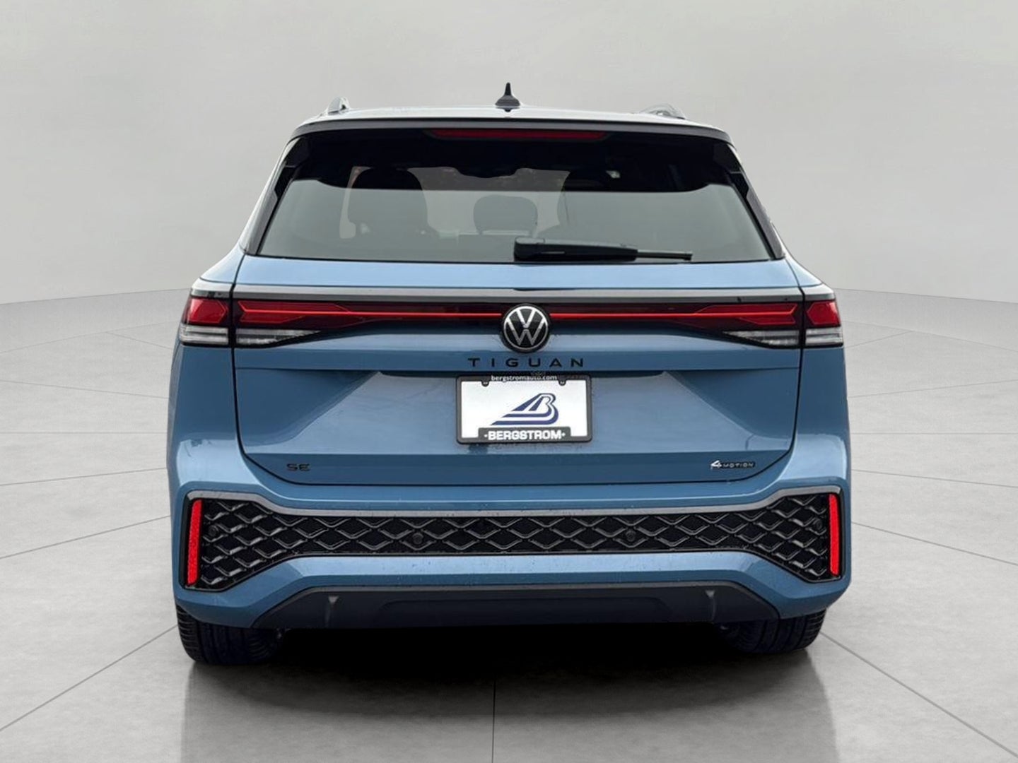 2026 Volkswagen Tiguan SE R-Line Black 4MOTION