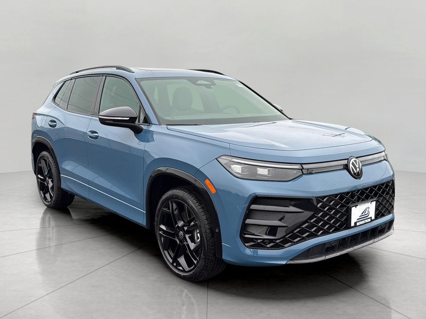 2026 Volkswagen Tiguan SE R-Line Black 4MOTION