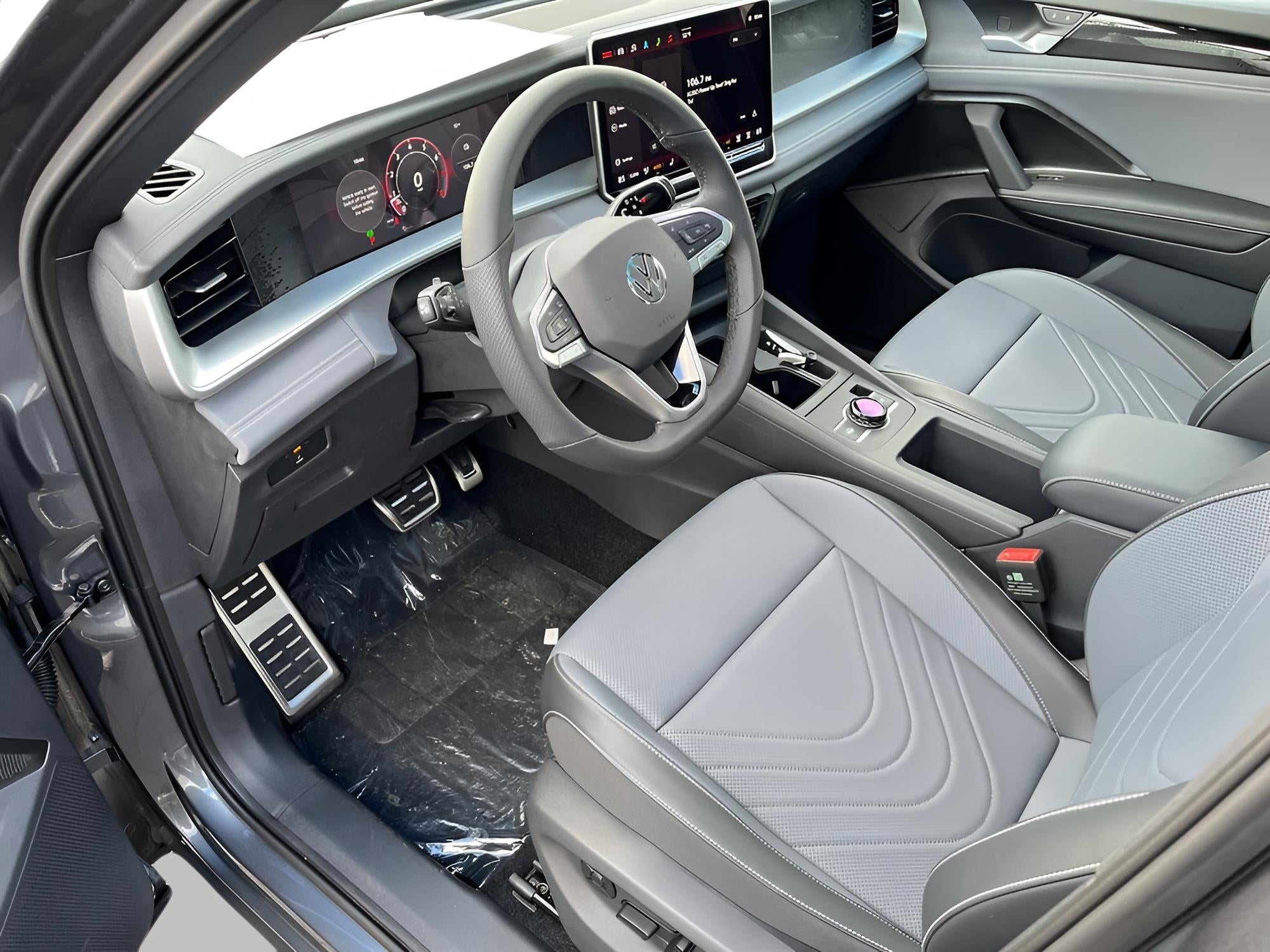 2025 Volkswagen Tiguan 2.0T SE R-Line Black 4MOTION