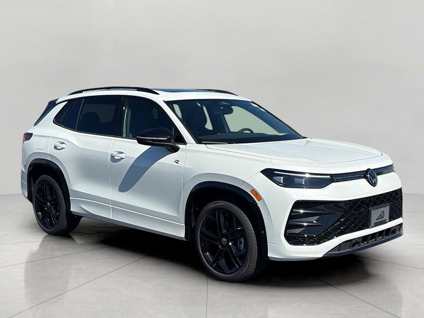 2026 Volkswagen Tiguan SE R-Line Black 4MOTION
