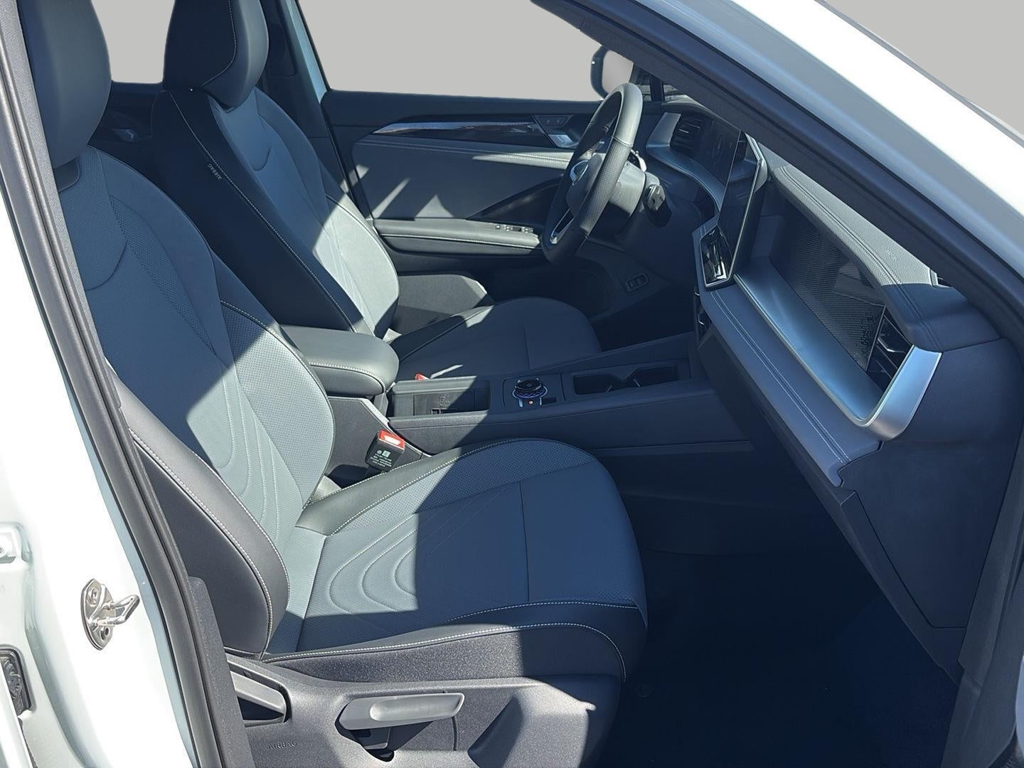 2026 Volkswagen Tiguan SE R-LINE BLACK - Photo 19