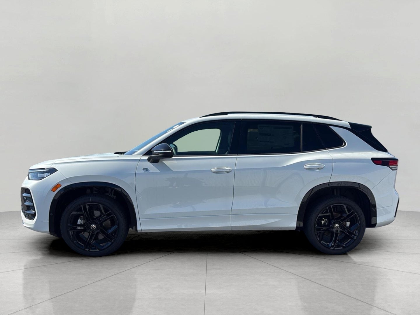 2026 Volkswagen Tiguan SE R-Line Black 4MOTION