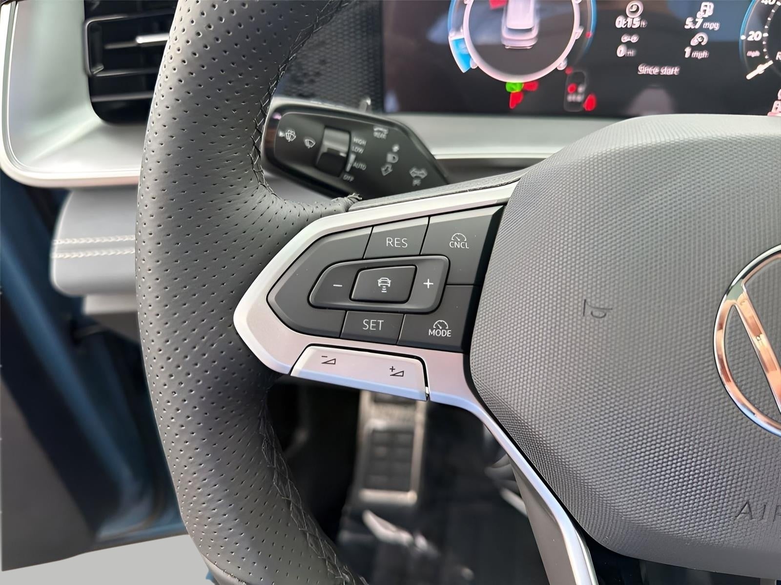 2026 Volkswagen Tiguan SE R-Line Black 4MOTION