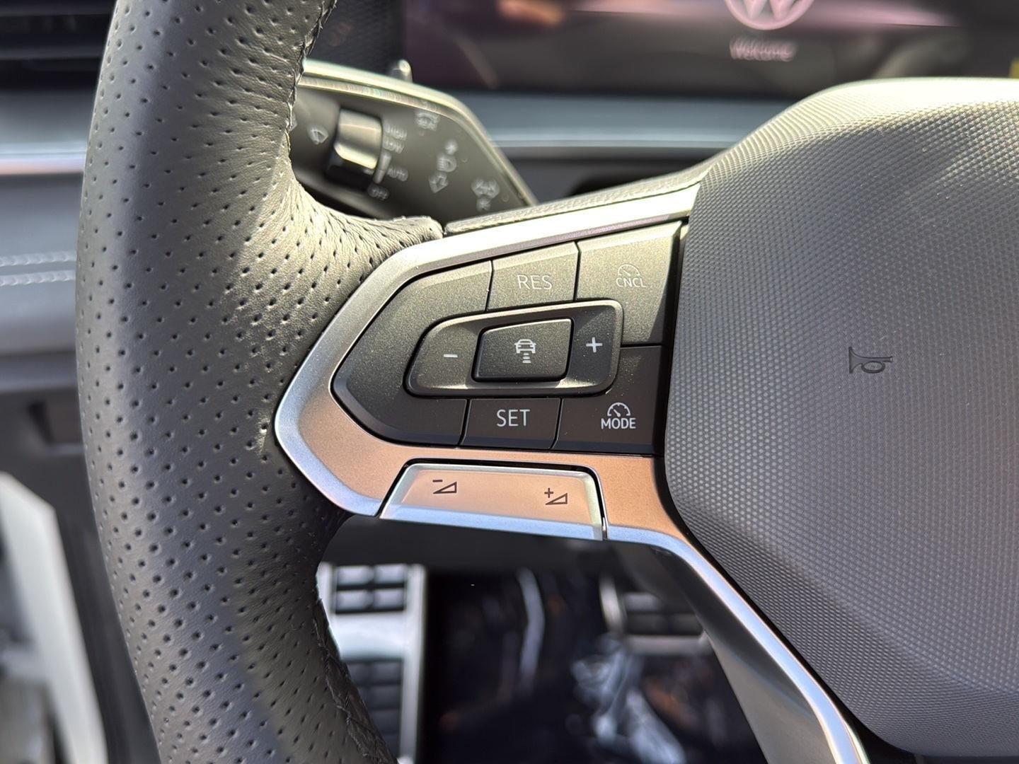 2026 Volkswagen Tiguan SE R-Line Black 4MOTION