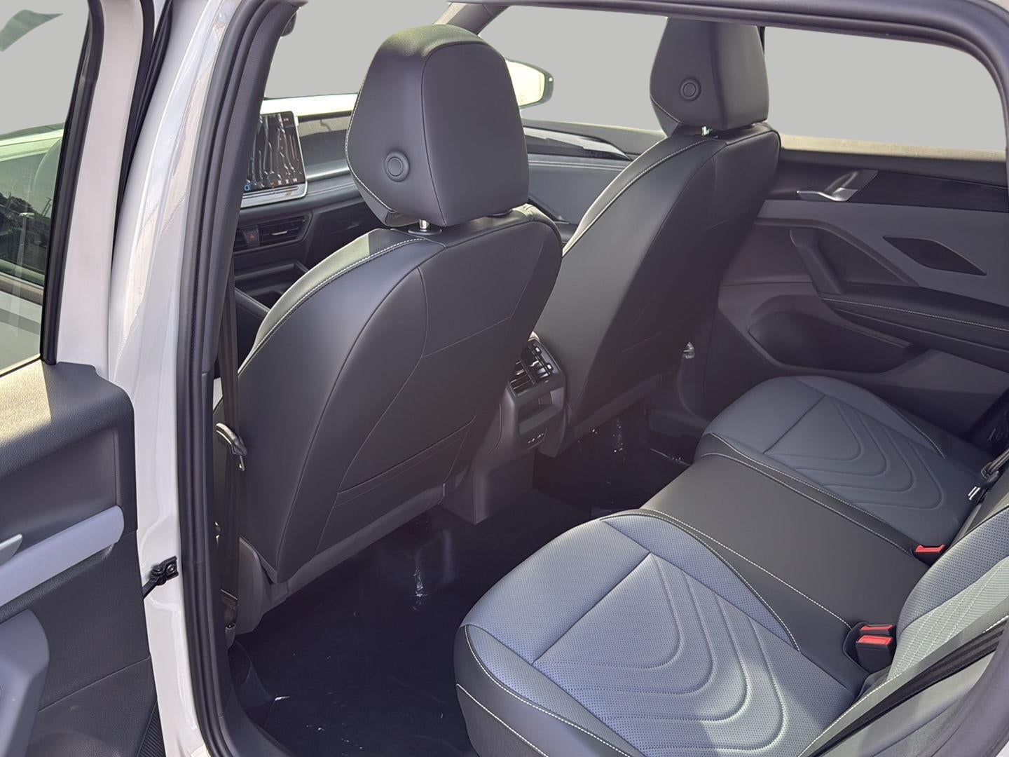 2026 Volkswagen Tiguan SE R-Line Black 4MOTION