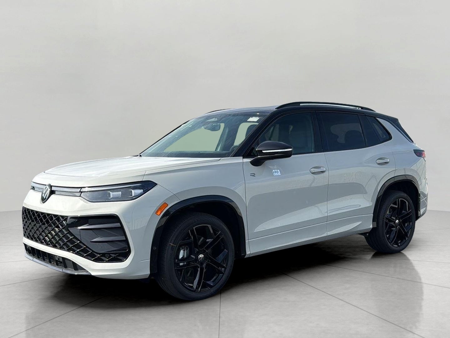 2026 Volkswagen Tiguan SE R-Line Black 4MOTION