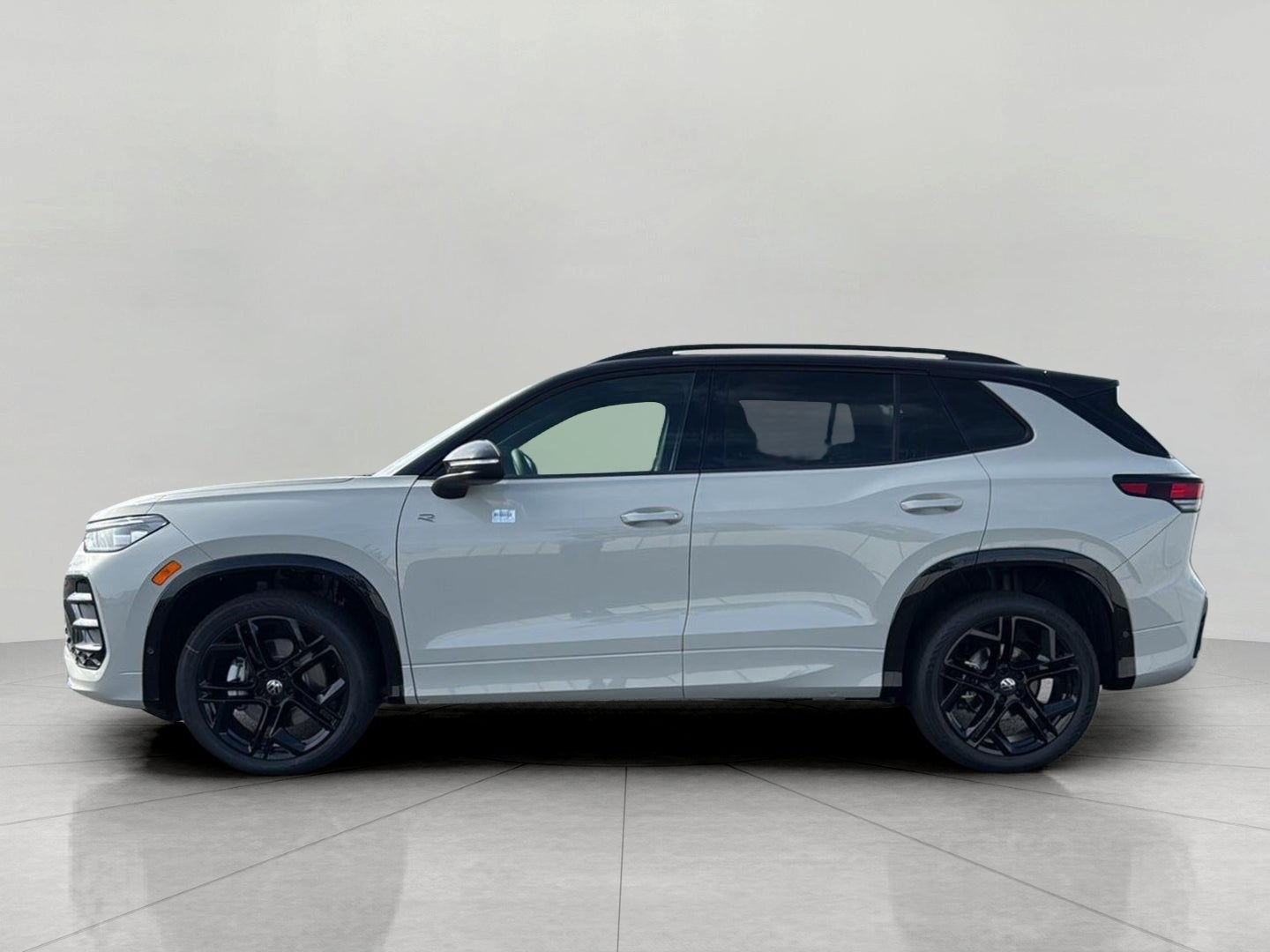 2026 Volkswagen Tiguan SE R-Line Black 4MOTION