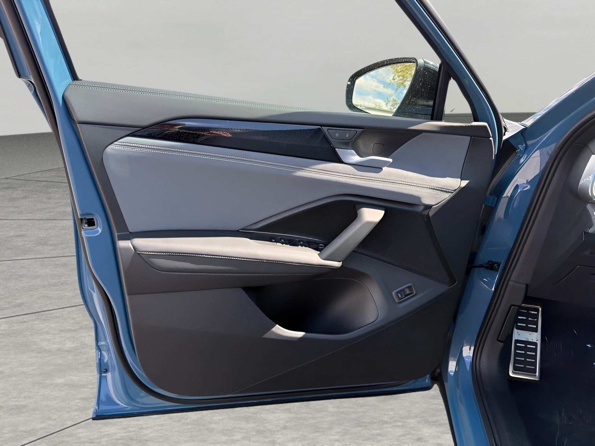 2026 Volkswagen Tiguan SE R-Line Black 4MOTION