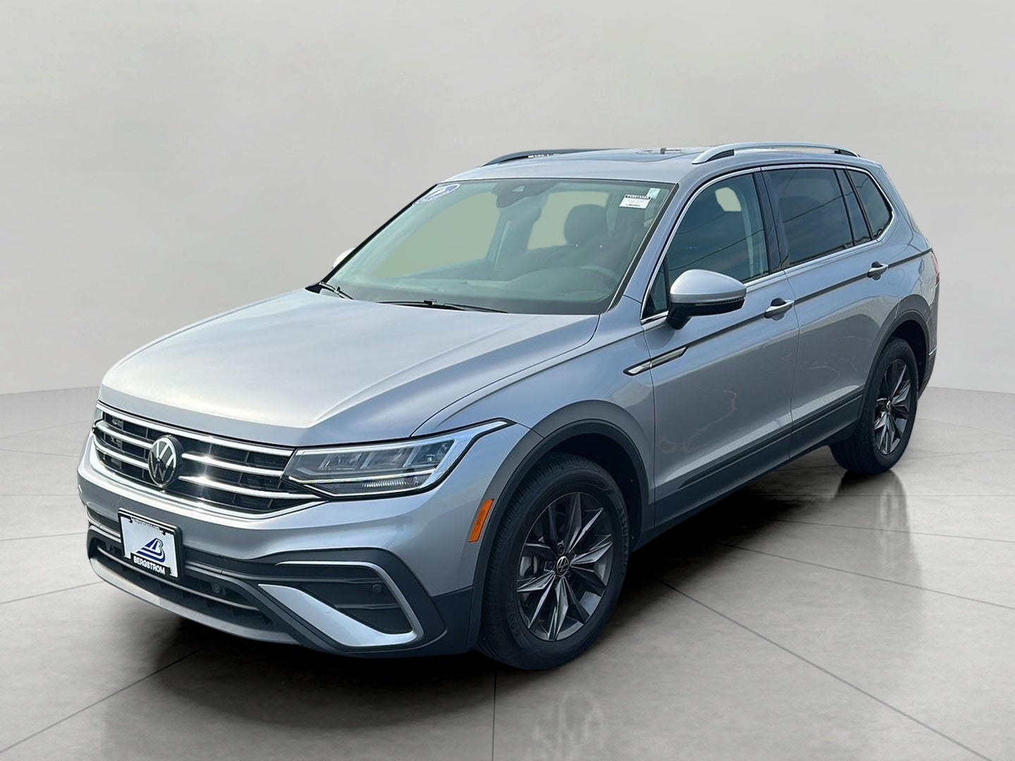 2024 Volkswagen Tiguan 2.0T SE 4MOTION