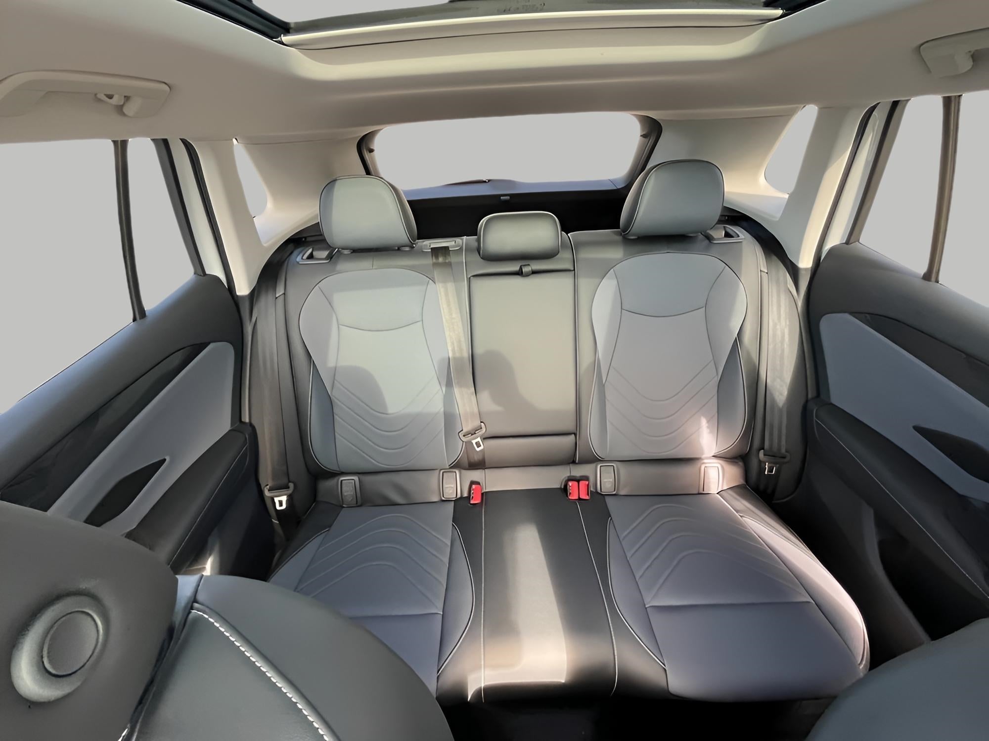 2025 Volkswagen Tiguan 2.0T SE 4MOTION