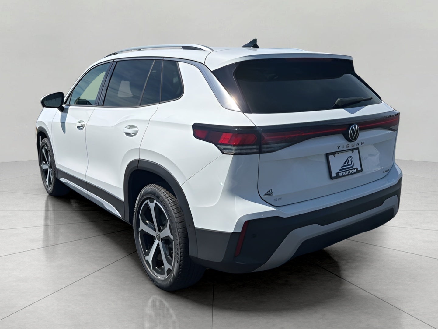 2026 Volkswagen Tiguan SE 4MOTION
