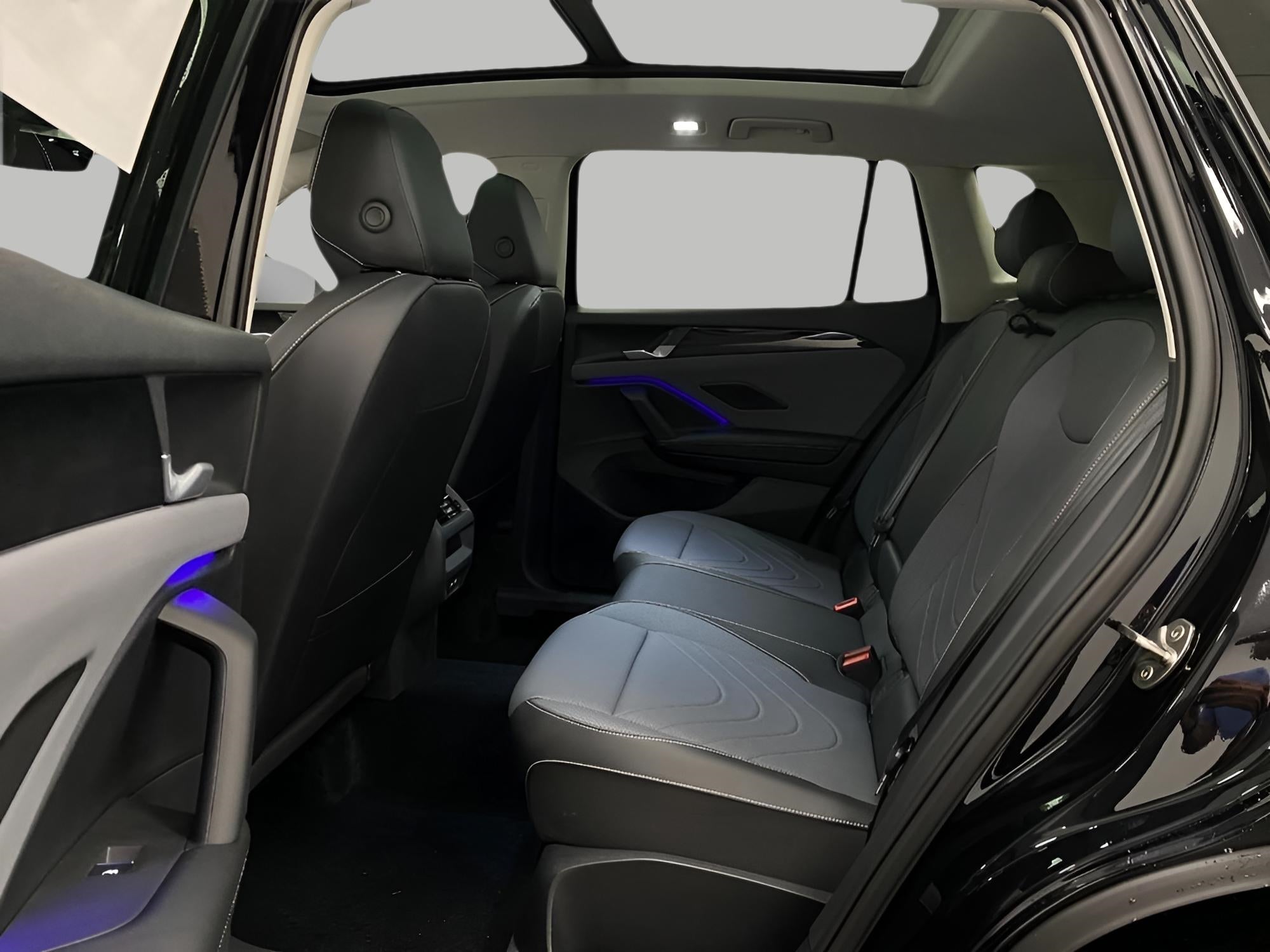 2025 Volkswagen Tiguan 2.0T SE 4MOTION