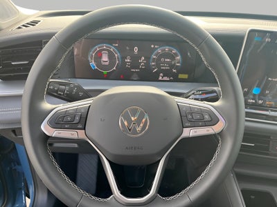 2025 Volkswagen Tiguan 2.0T SE 4MOTION