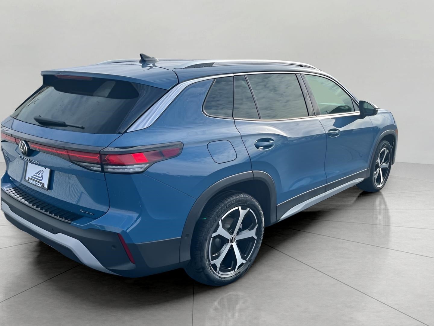 2025 Volkswagen Tiguan 2.0T SE 4MOTION