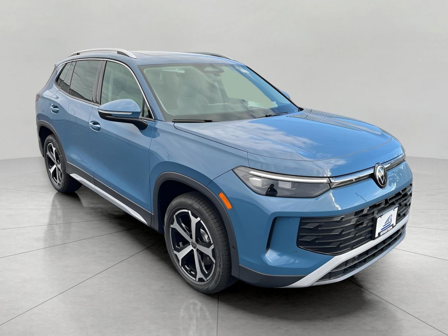 2025 Volkswagen Tiguan 2.0T SE 4MOTION