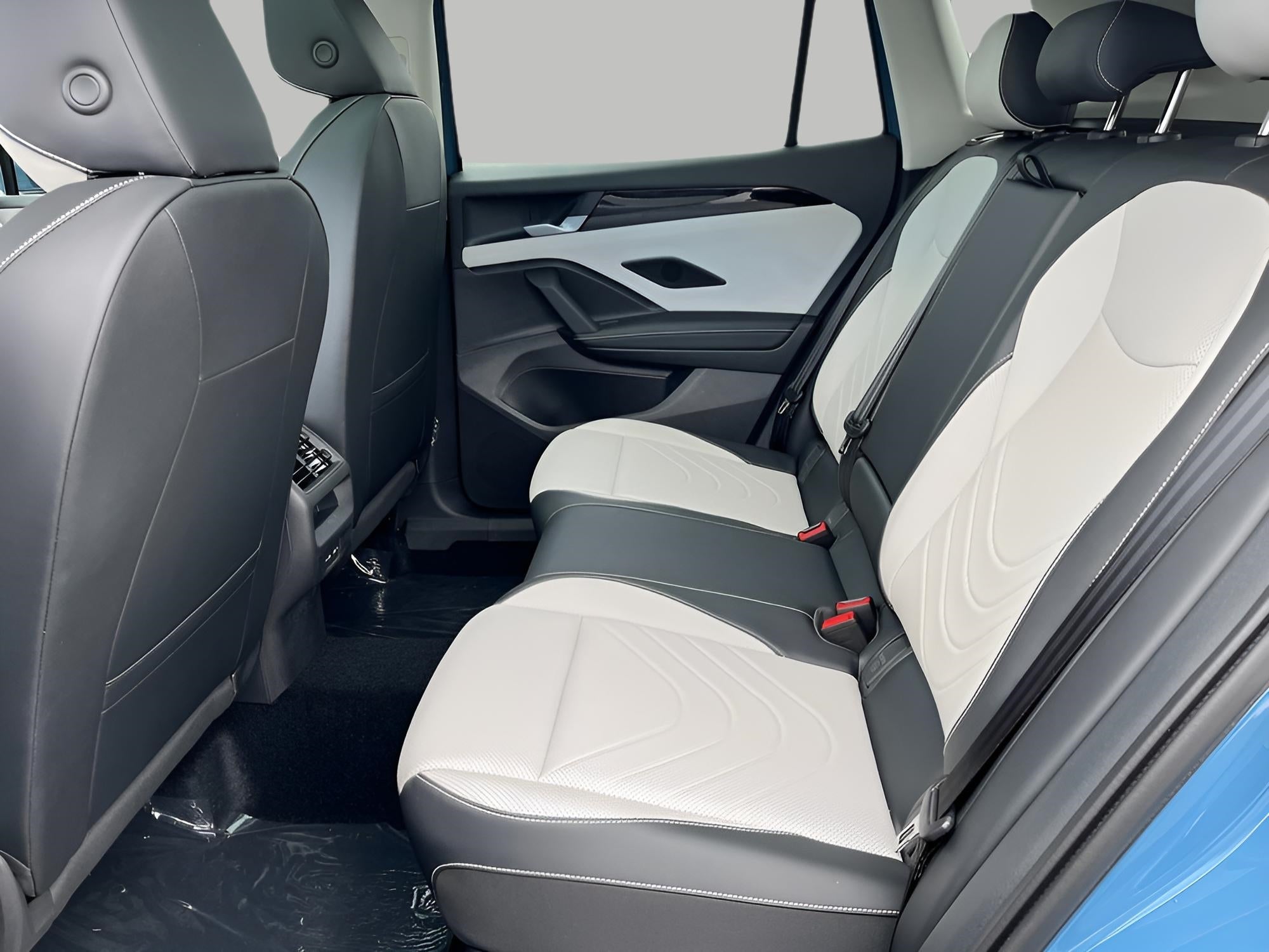 2025 Volkswagen Tiguan 2.0T SE 4MOTION