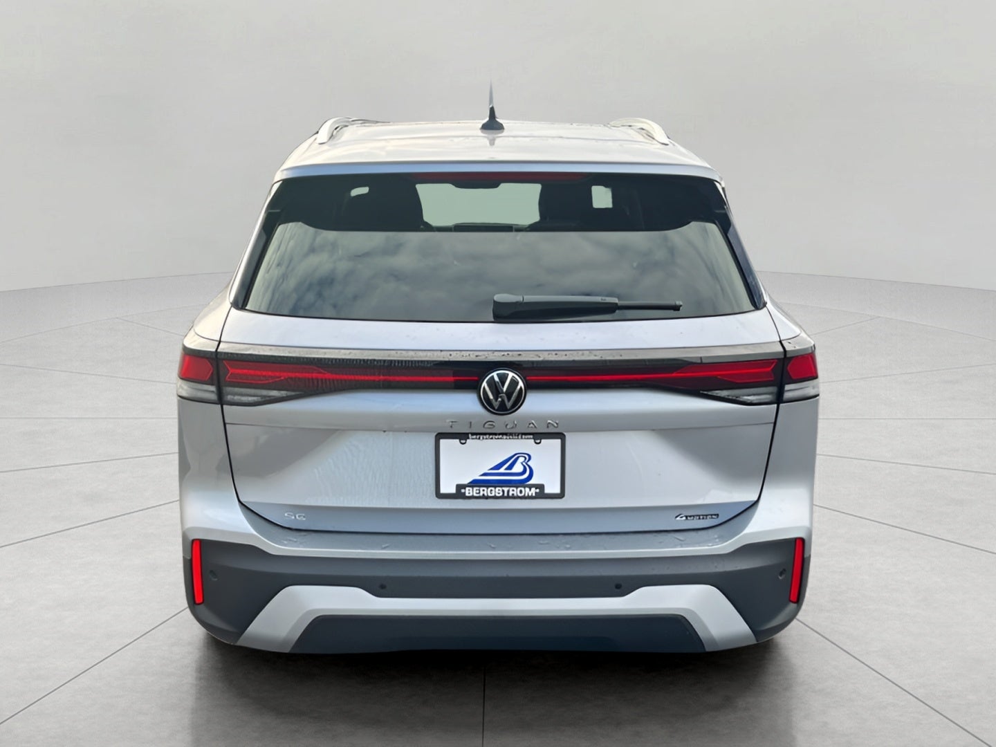 2026 Volkswagen Tiguan SE 4MOTION