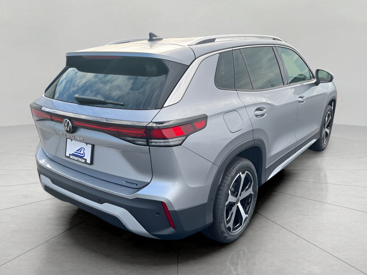 2026 Volkswagen Tiguan SE 4MOTION