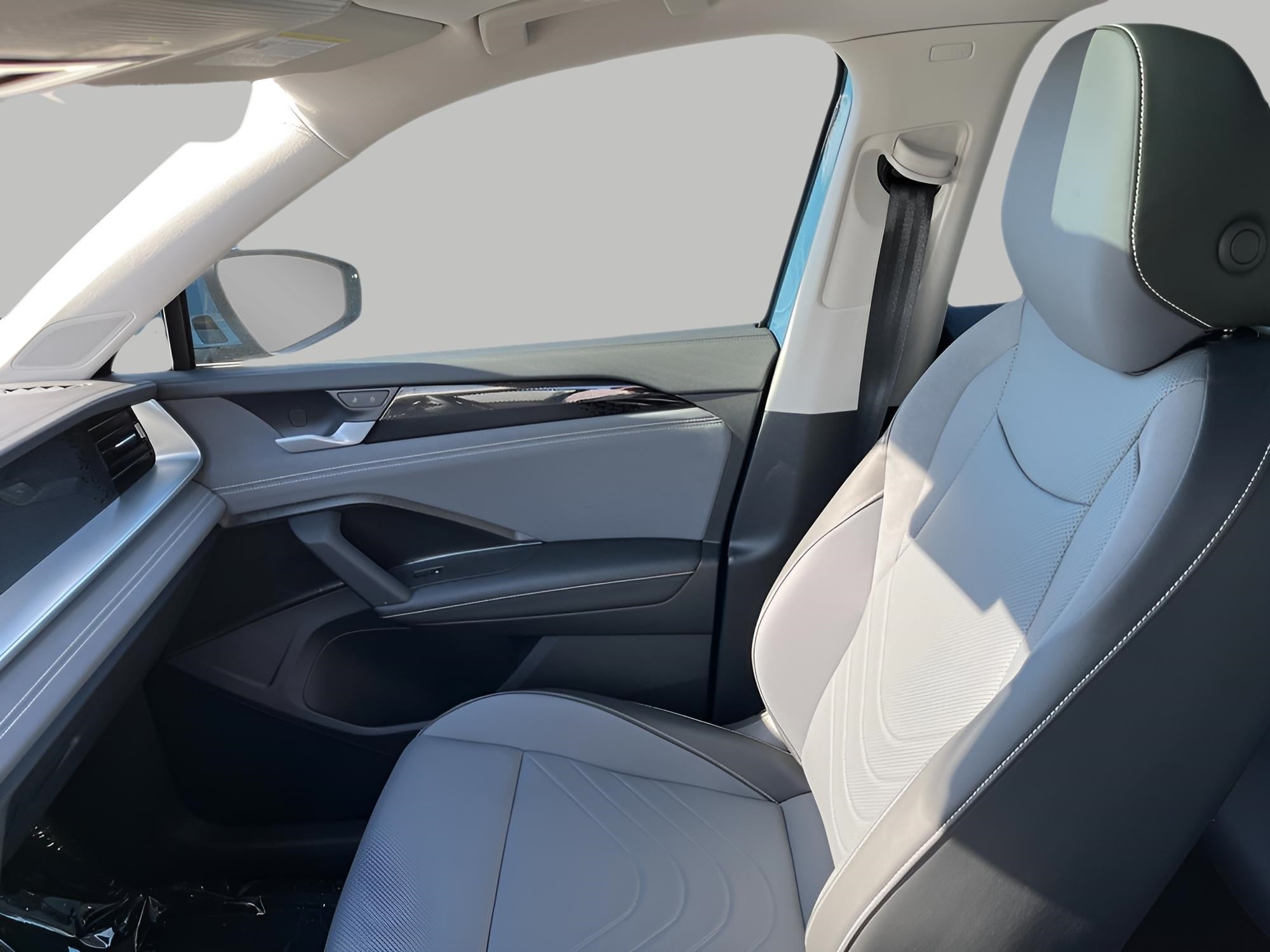 2025 Volkswagen Tiguan 2.0T SE 4MOTION