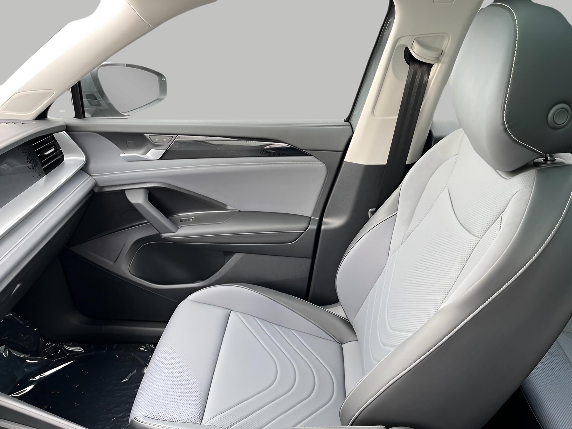 2025 Volkswagen Tiguan 2.0T SE 4MOTION