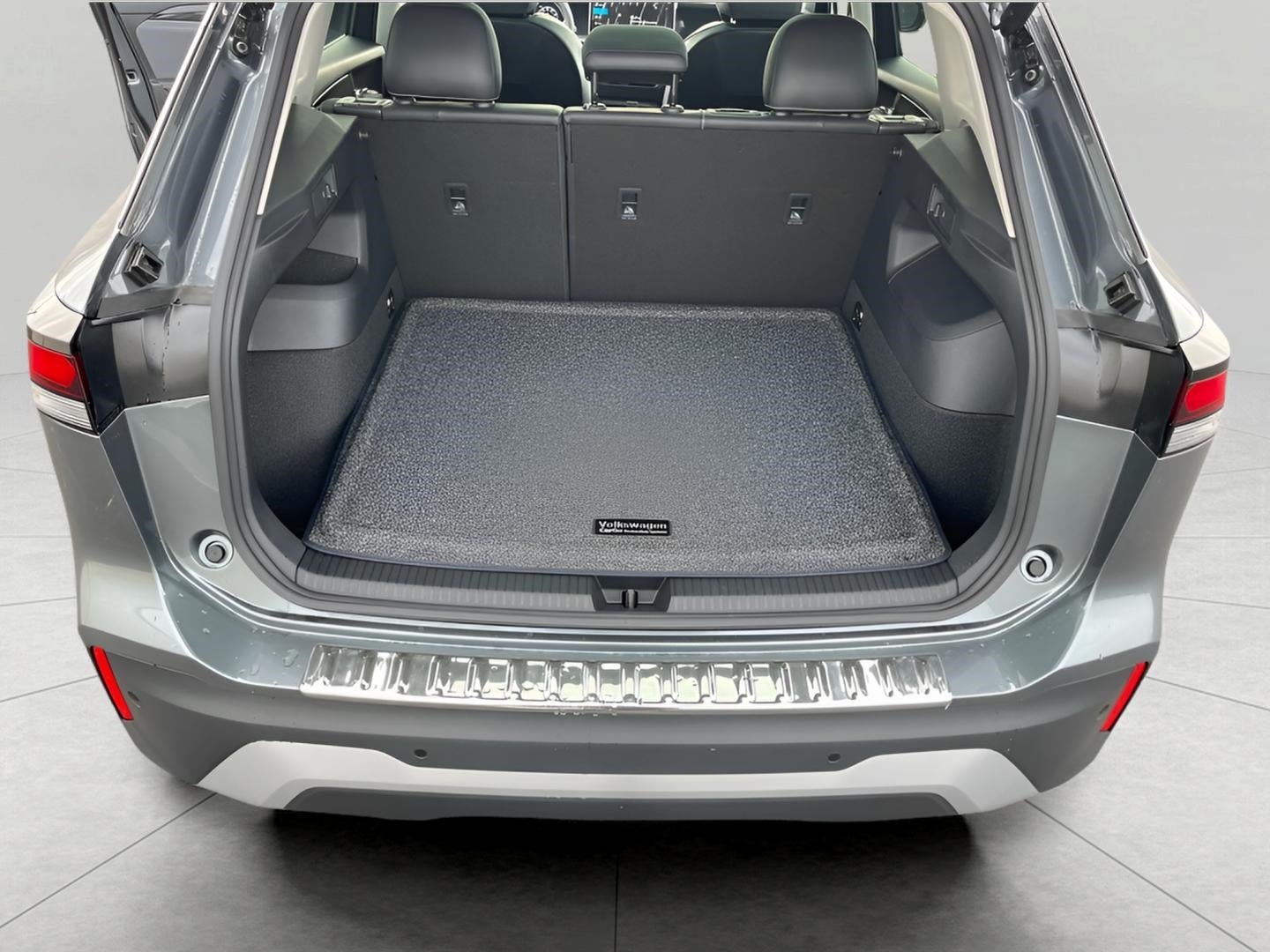 2025 Volkswagen Tiguan 2.0T SE 4MOTION