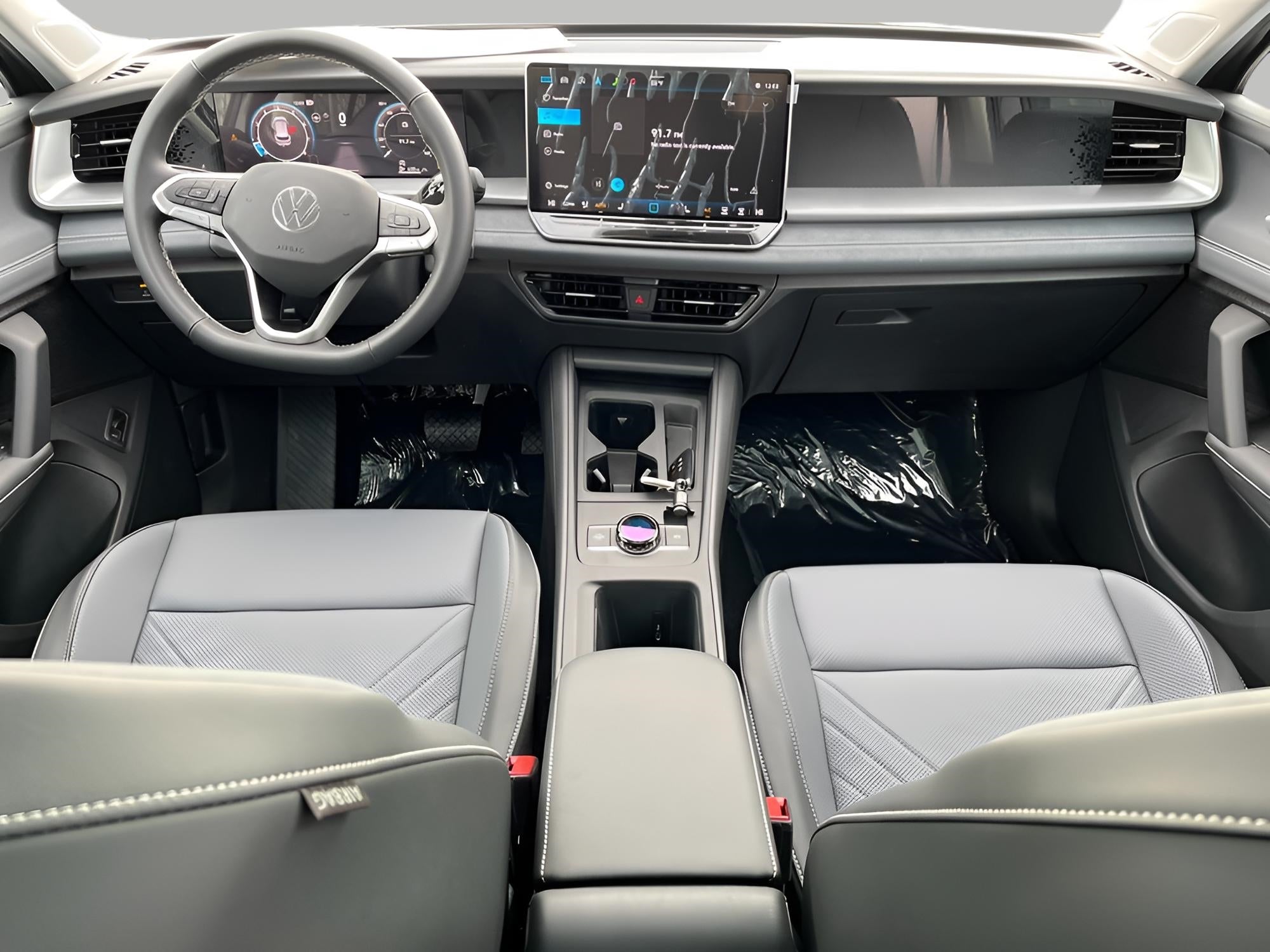 2025 Volkswagen Tiguan 2.0T SE 4MOTION