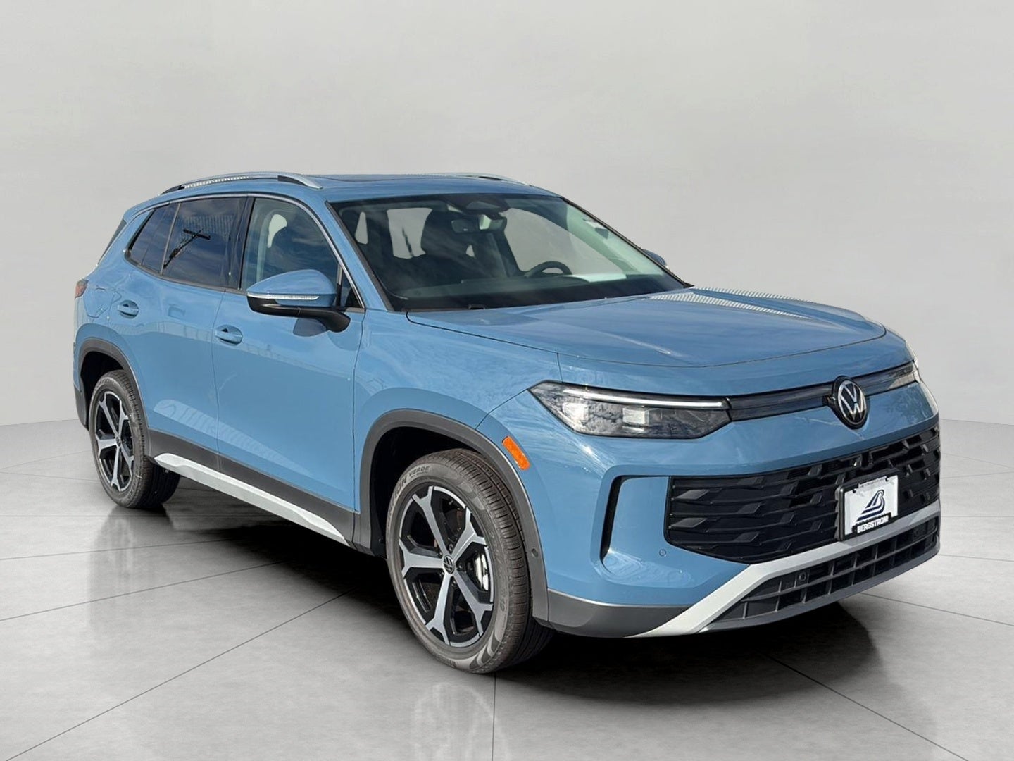 2026 Volkswagen Tiguan SE 4MOTION