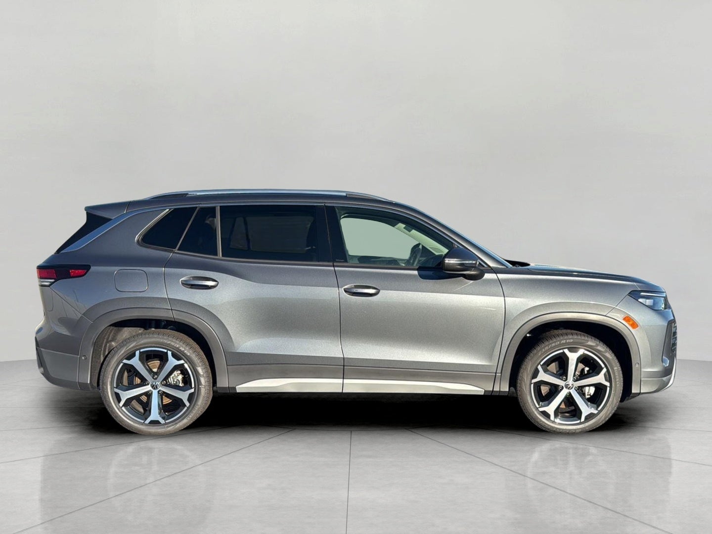 2026 Volkswagen Tiguan SE 4MOTION