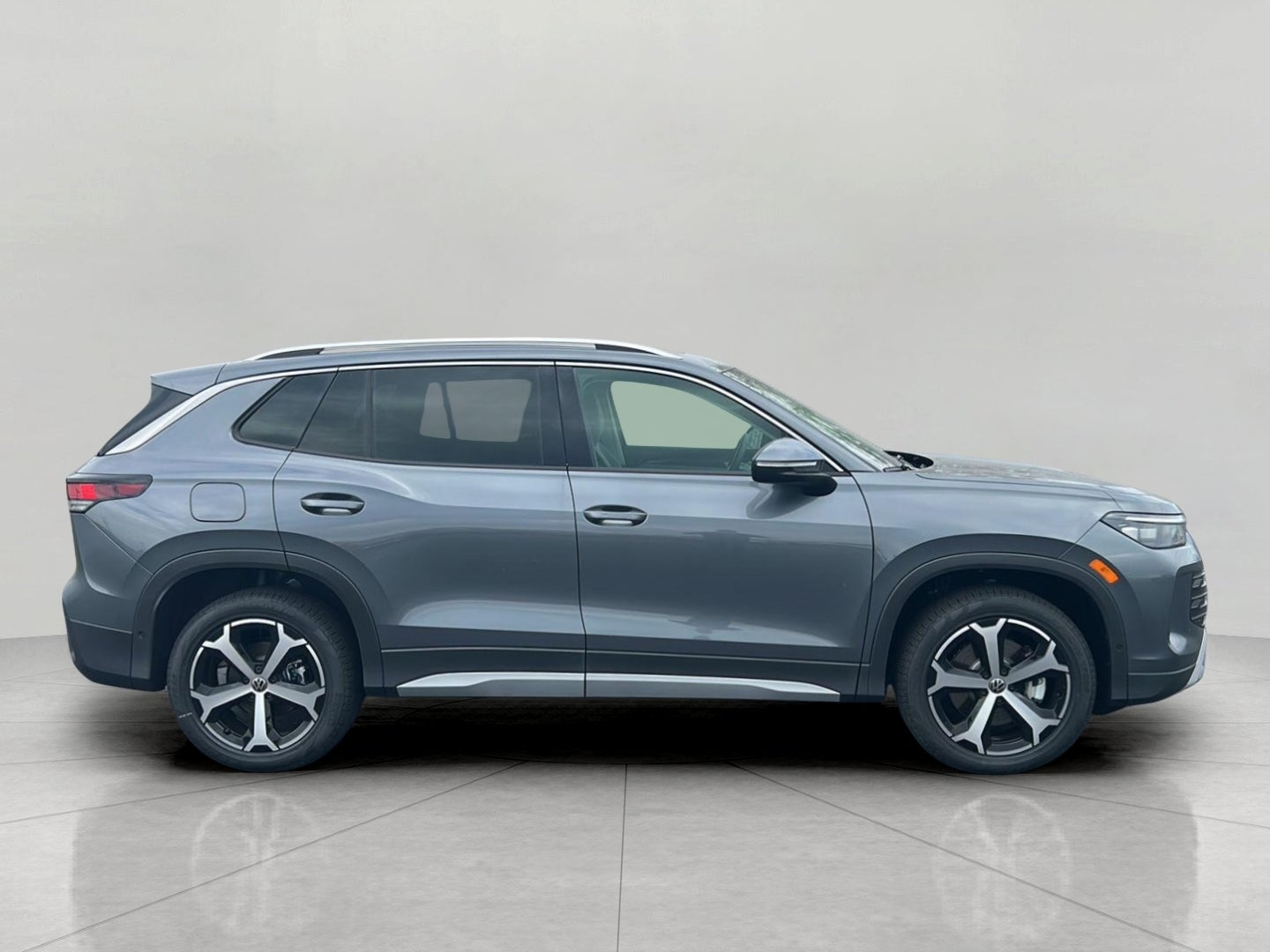 2026 Volkswagen Tiguan SE 4MOTION