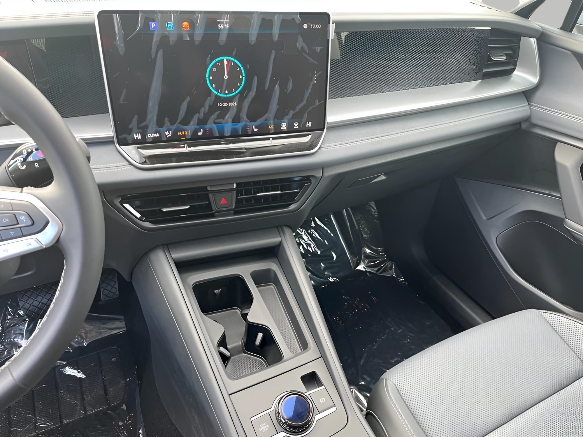 2025 Volkswagen Tiguan 2.0T SE 4MOTION