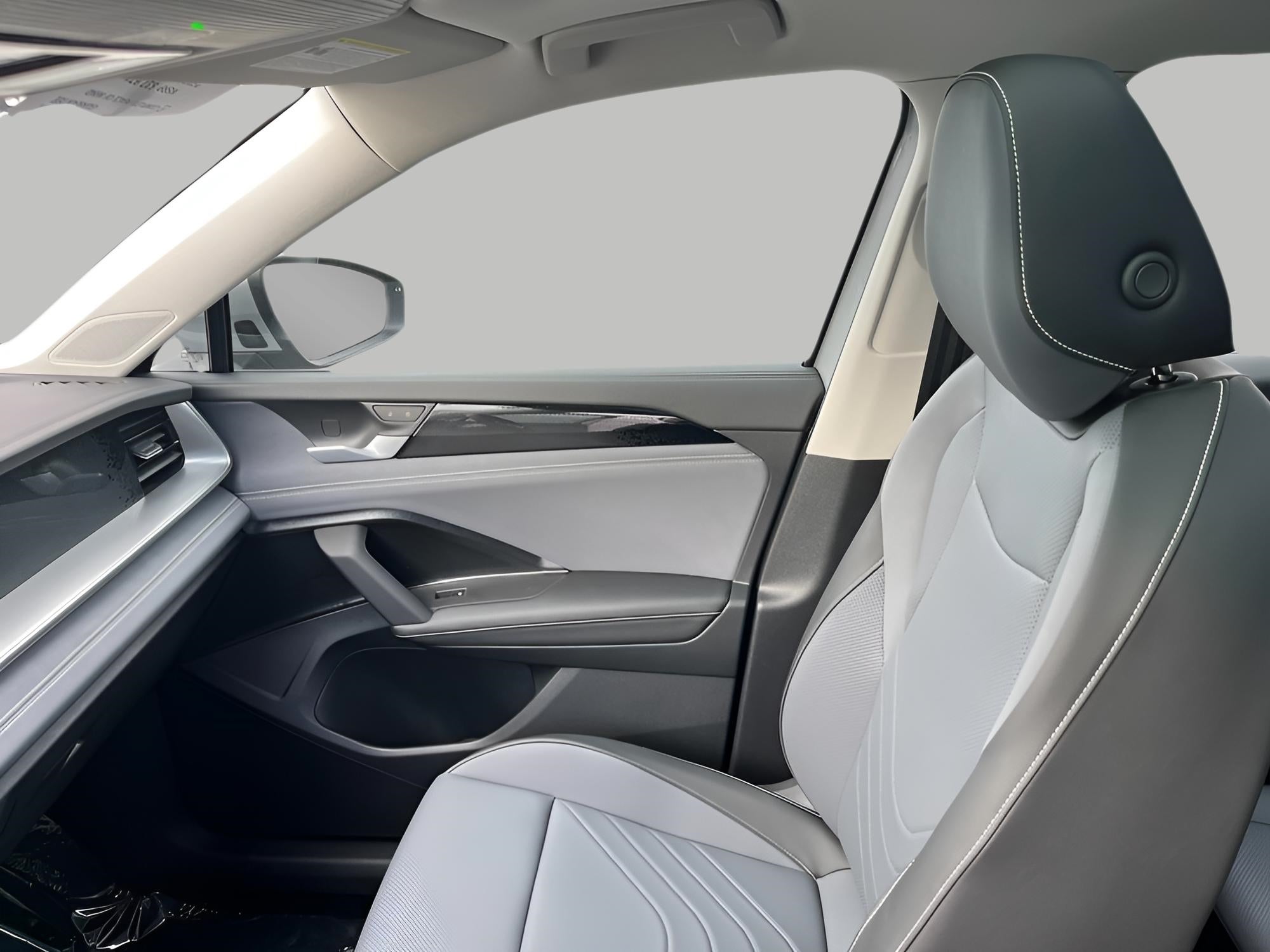 2025 Volkswagen Tiguan 2.0T SE 4MOTION