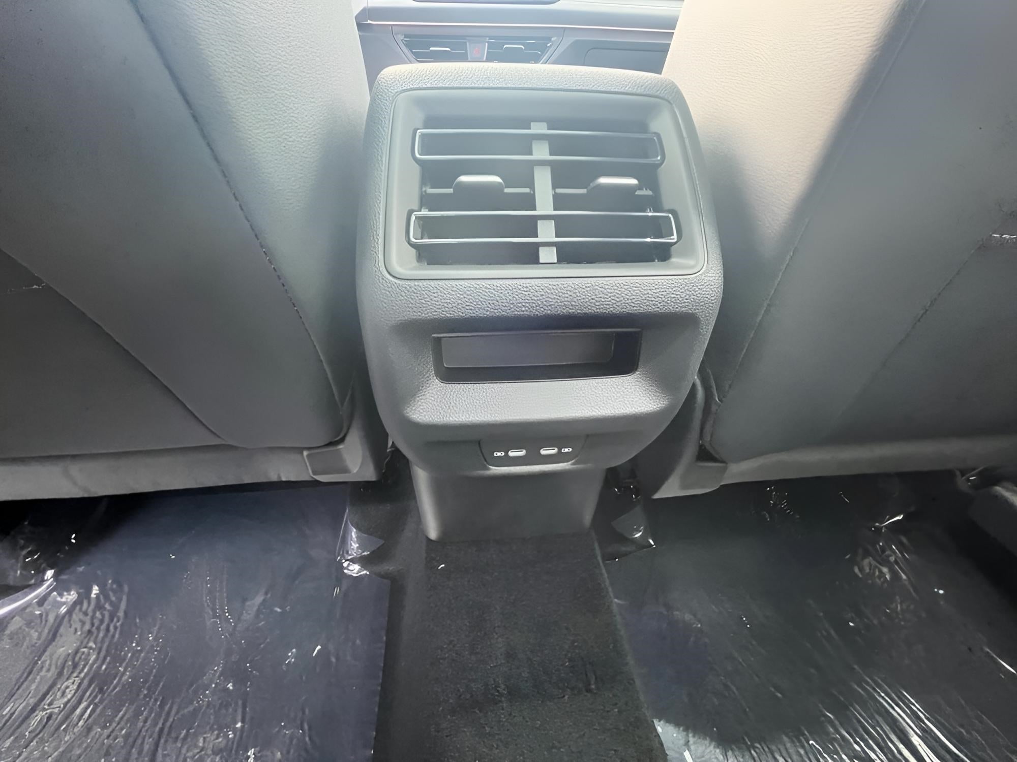 2025 Volkswagen Tiguan 2.0T SE 4MOTION