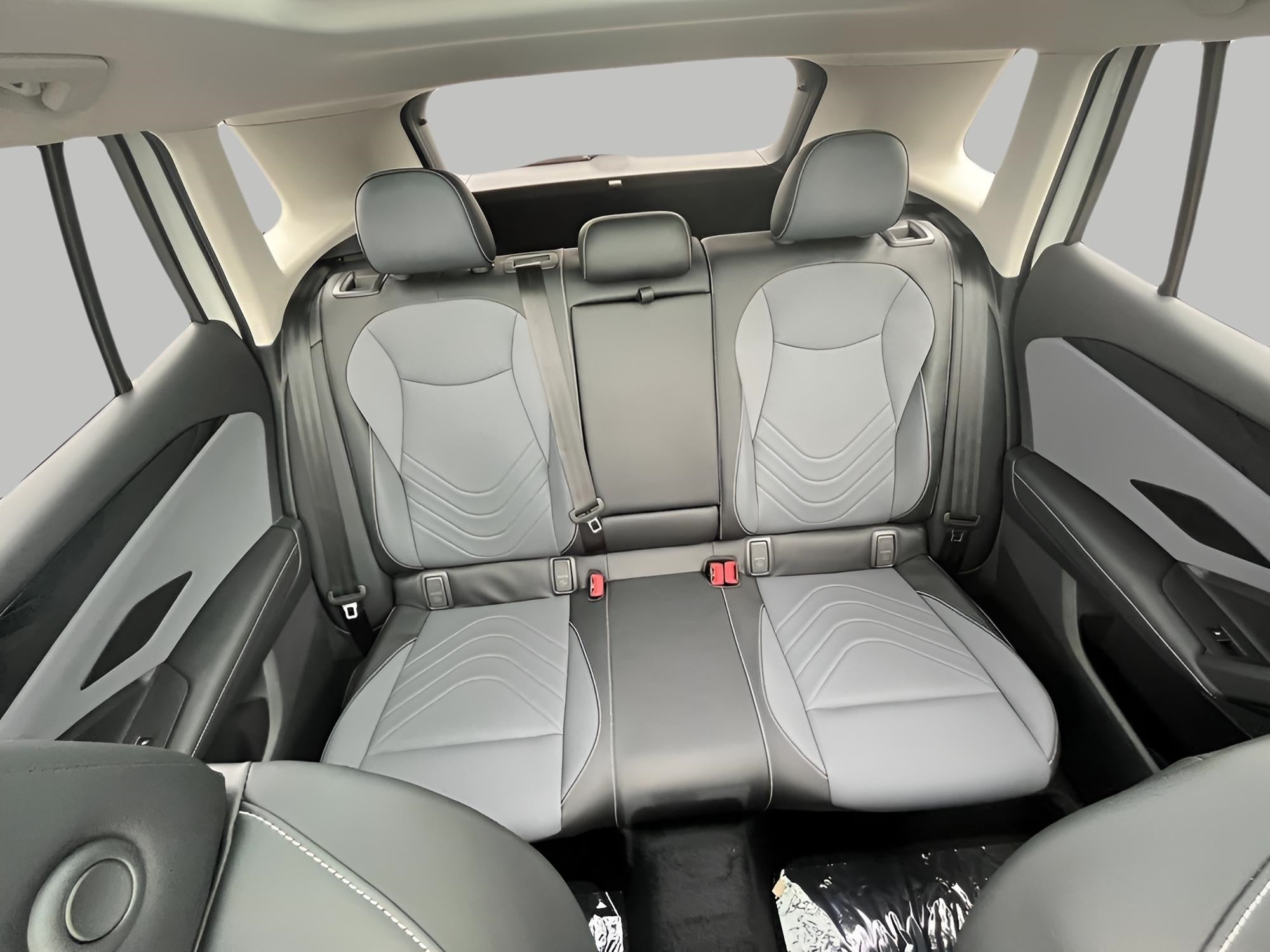 2025 Volkswagen Tiguan 2.0T SE 4MOTION