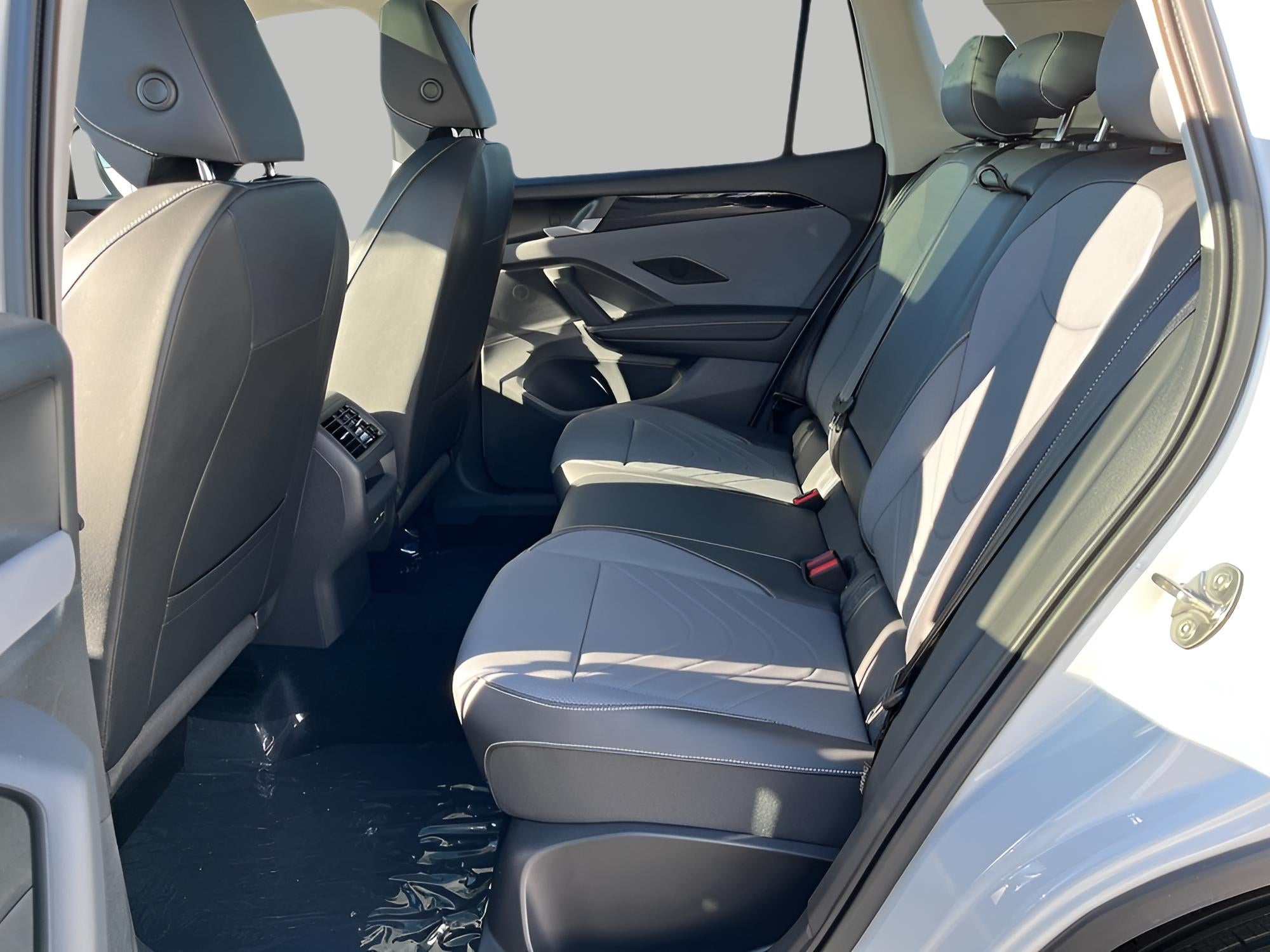 2025 Volkswagen Tiguan 2.0T SE 4MOTION