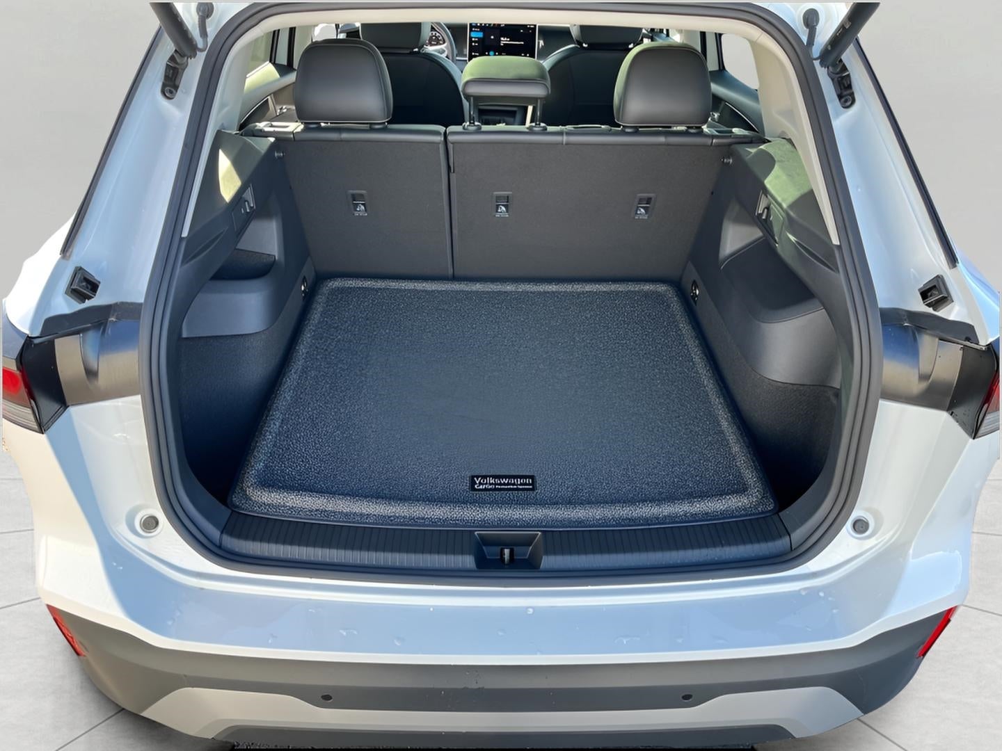 2025 Volkswagen Tiguan 2.0T SE 4MOTION