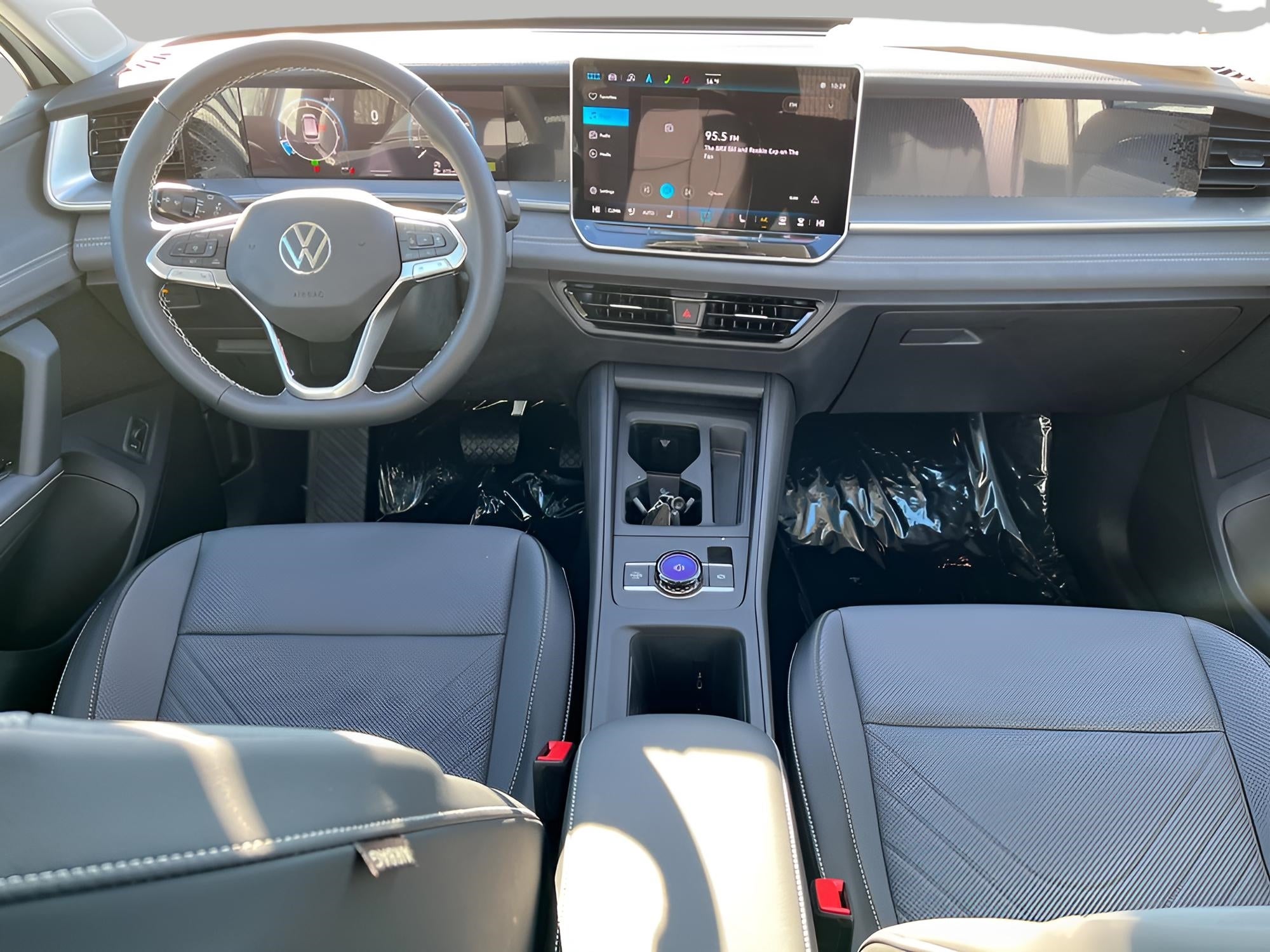 2025 Volkswagen Tiguan 2.0T SE 4MOTION