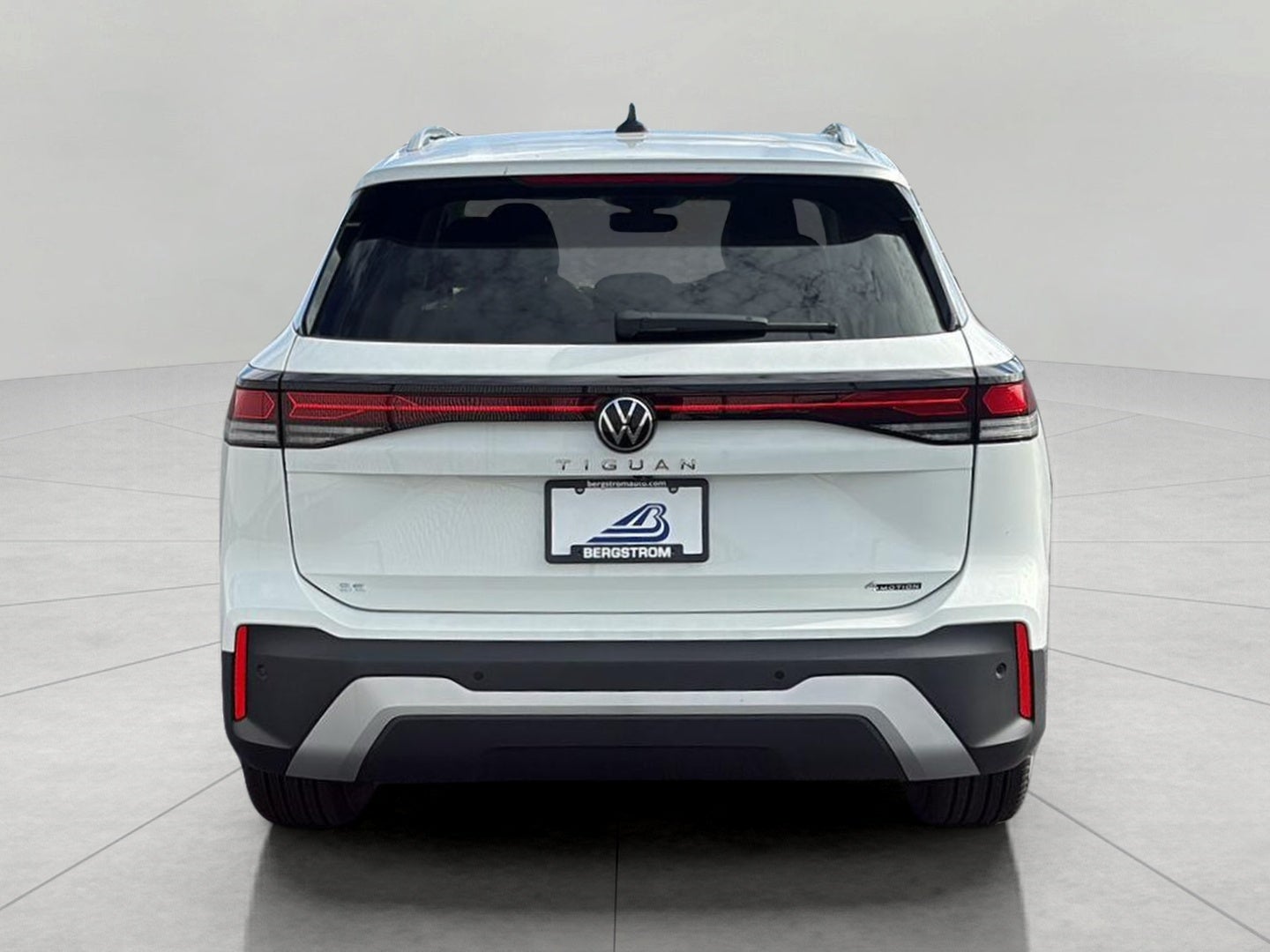 2026 Volkswagen Tiguan SE 4MOTION