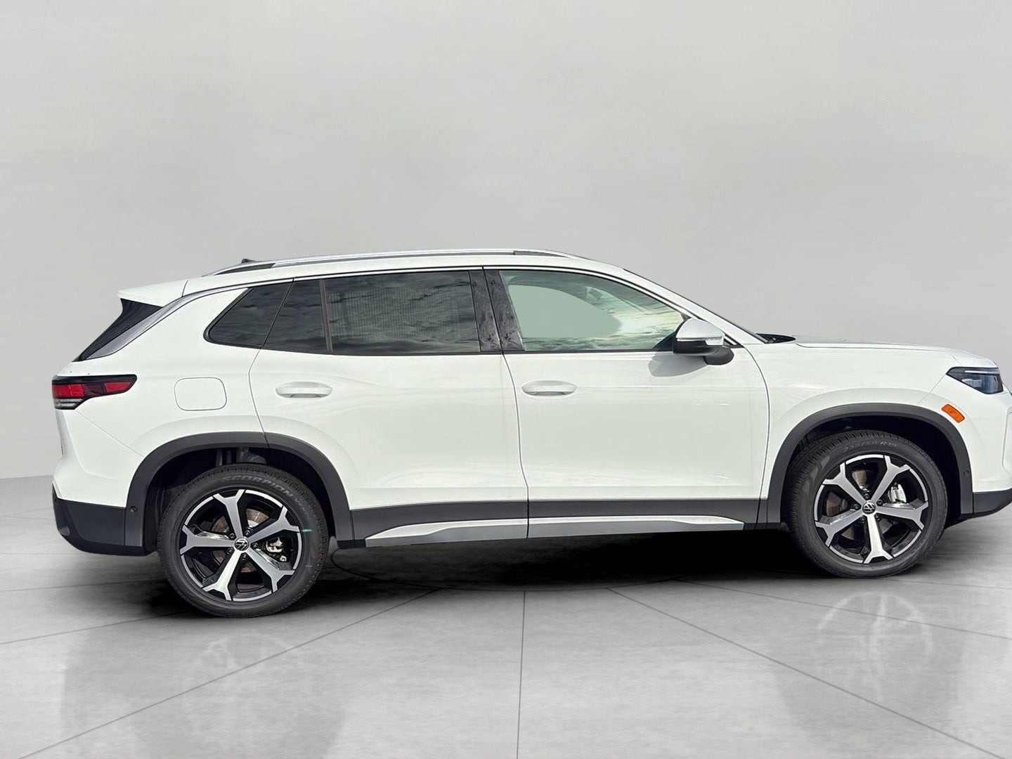 2026 Volkswagen Tiguan SE 4MOTION