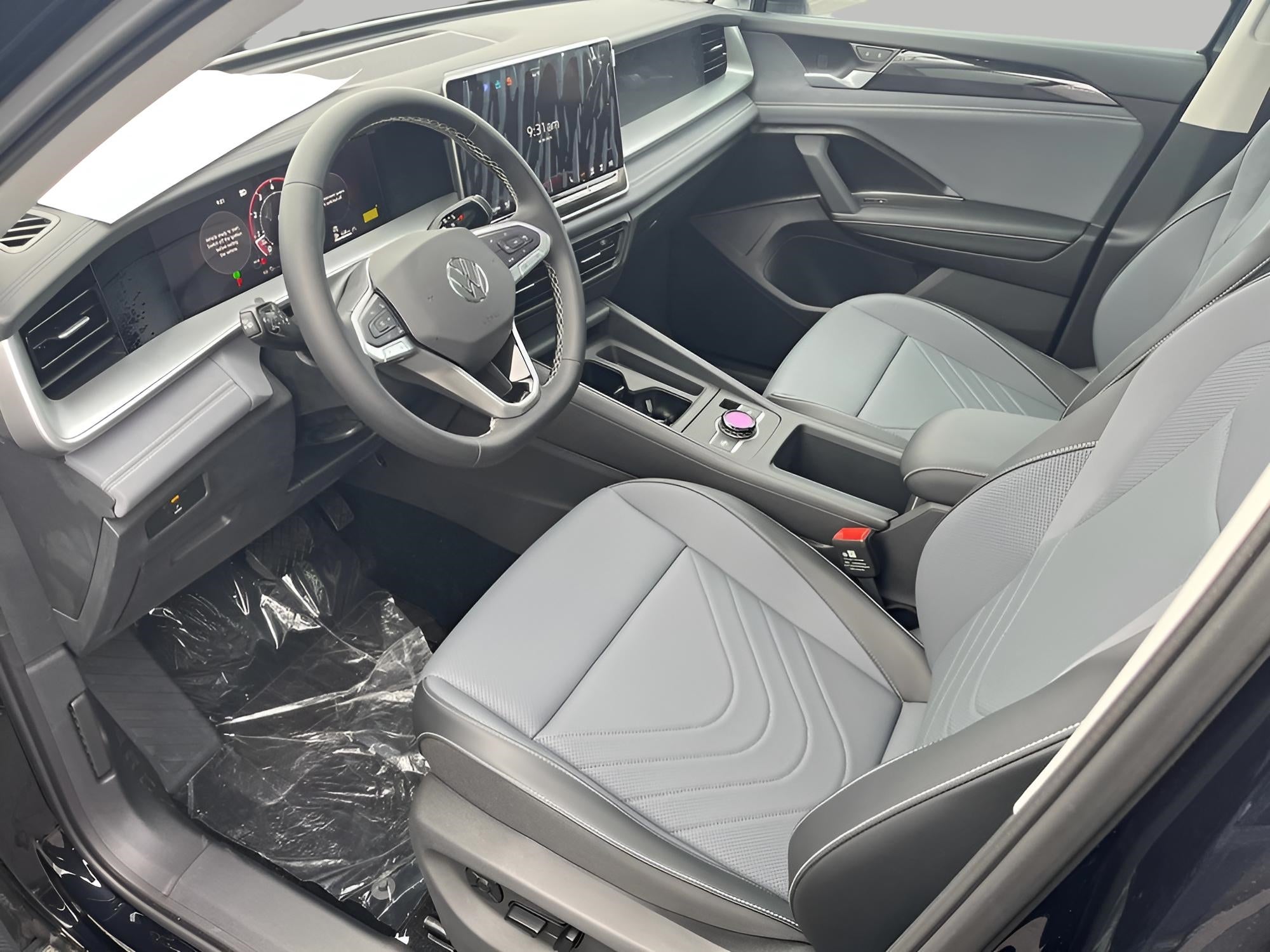 2025 Volkswagen Tiguan 2.0T SE 4MOTION