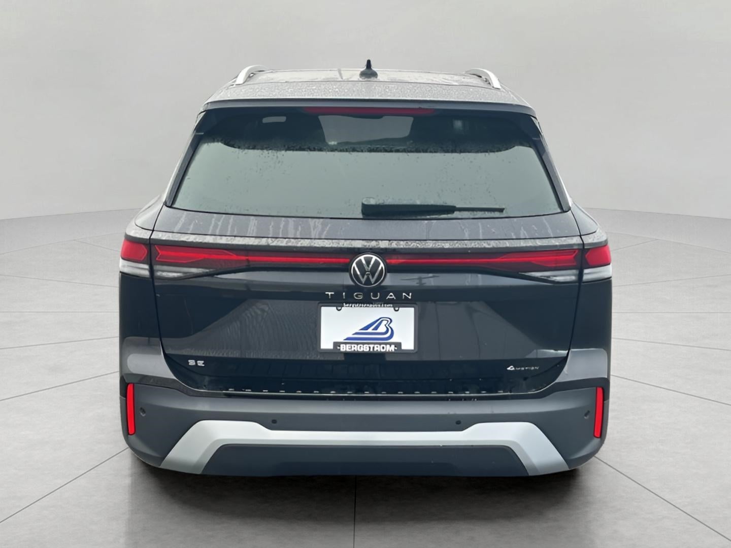 2025 Volkswagen Tiguan 2.0T SE 4MOTION