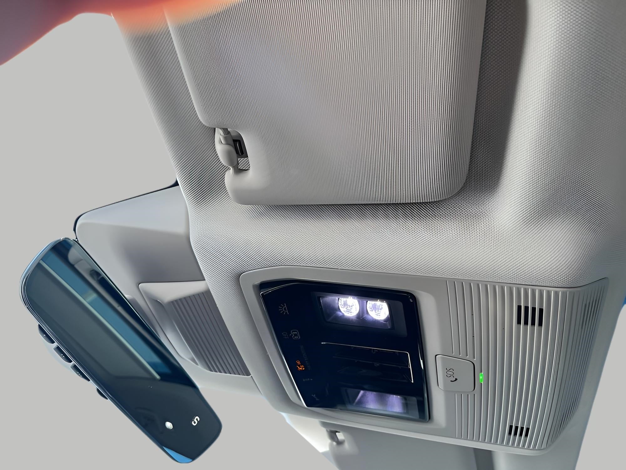 2025 Volkswagen Tiguan 2.0T SE 4MOTION