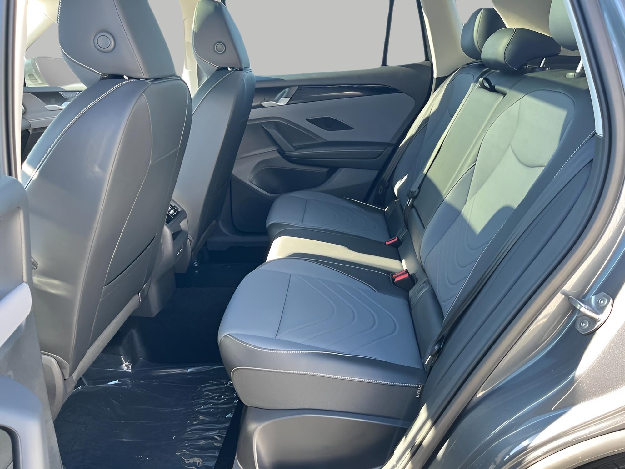 2025 Volkswagen Tiguan 2.0T SE 4MOTION