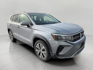 2022 Volkswagen Taos SE 4MOTION