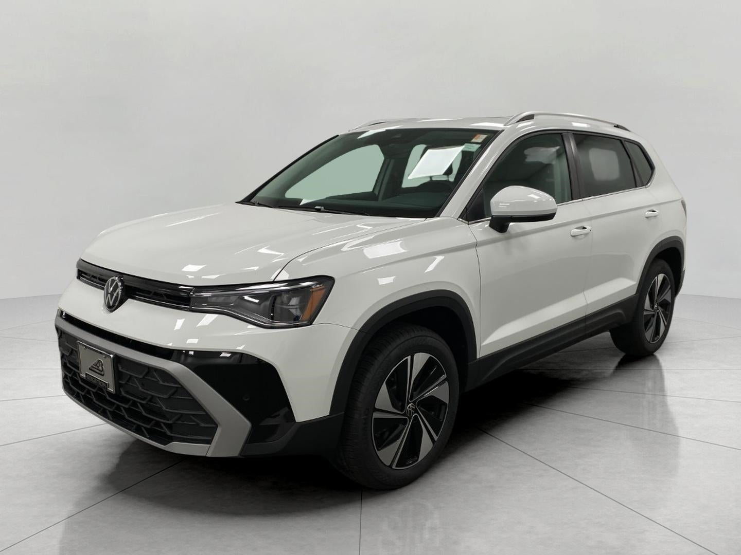 2026 Volkswagen Taos SE FWD