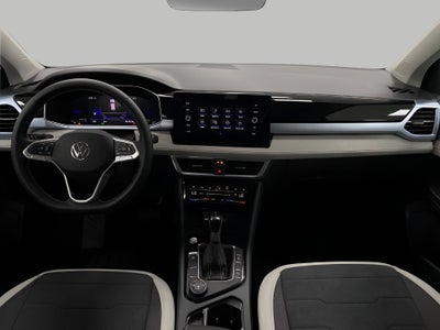 2026 Volkswagen Taos SE FWD