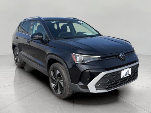 2025 Volkswagen Taos SE 4MOTION