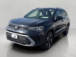 2025 Volkswagen Taos SE 4MOTION